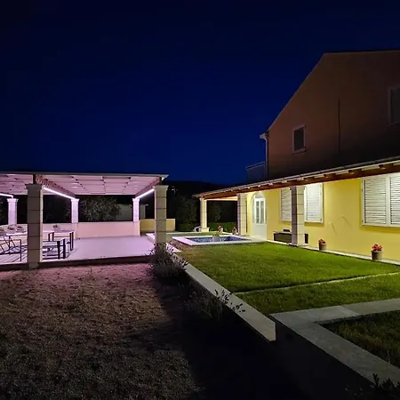 Umbra Et Sol Villa Gruda