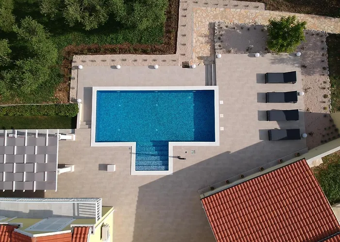 Villa Umbra Et Sol Gruda